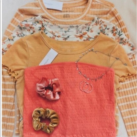 🚫Currently Unavailable🚫★ Clothing Mystery Box ★ - Picture 2 of 4